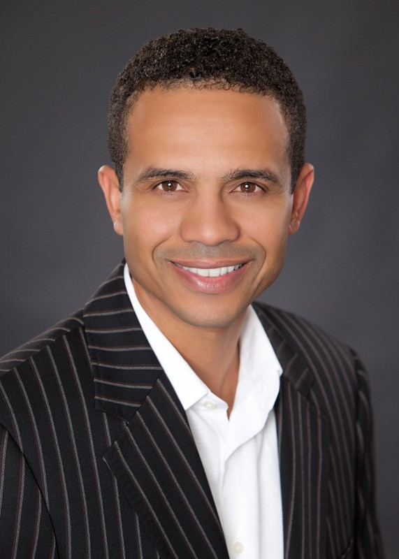 Professional portrait photography by Wayne Wallace showcasing African American beauty and skin tones