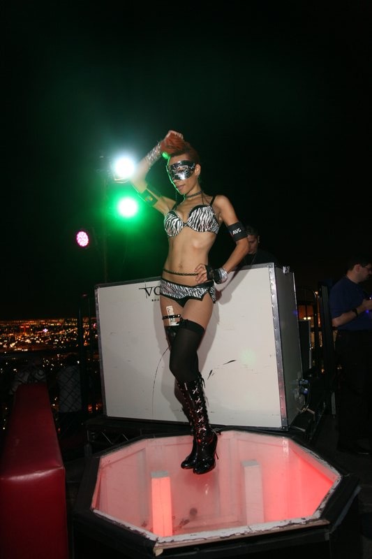 Go Go Dancers photography by Wayne Wallace