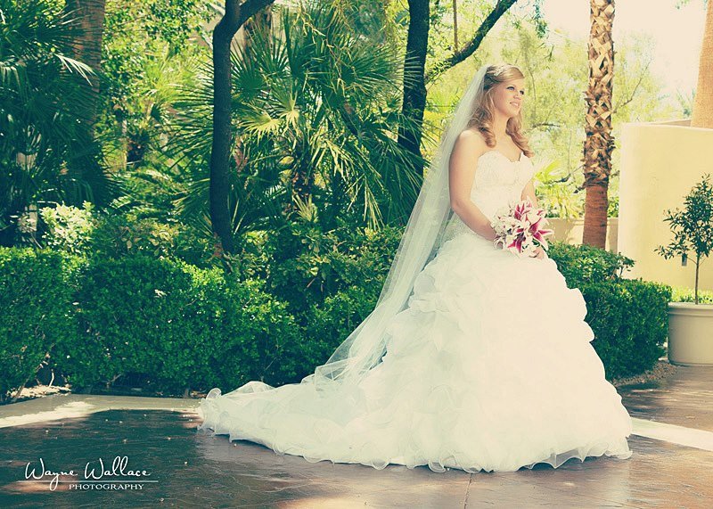 Las Vegas Wedding Hannah Chad photography by Wayne Wallace